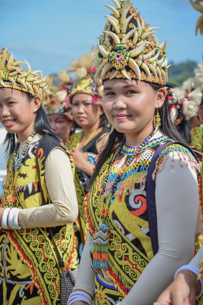Kalimantan Timur Parade mit Königen und Prinzessinnen Reise Fotografie